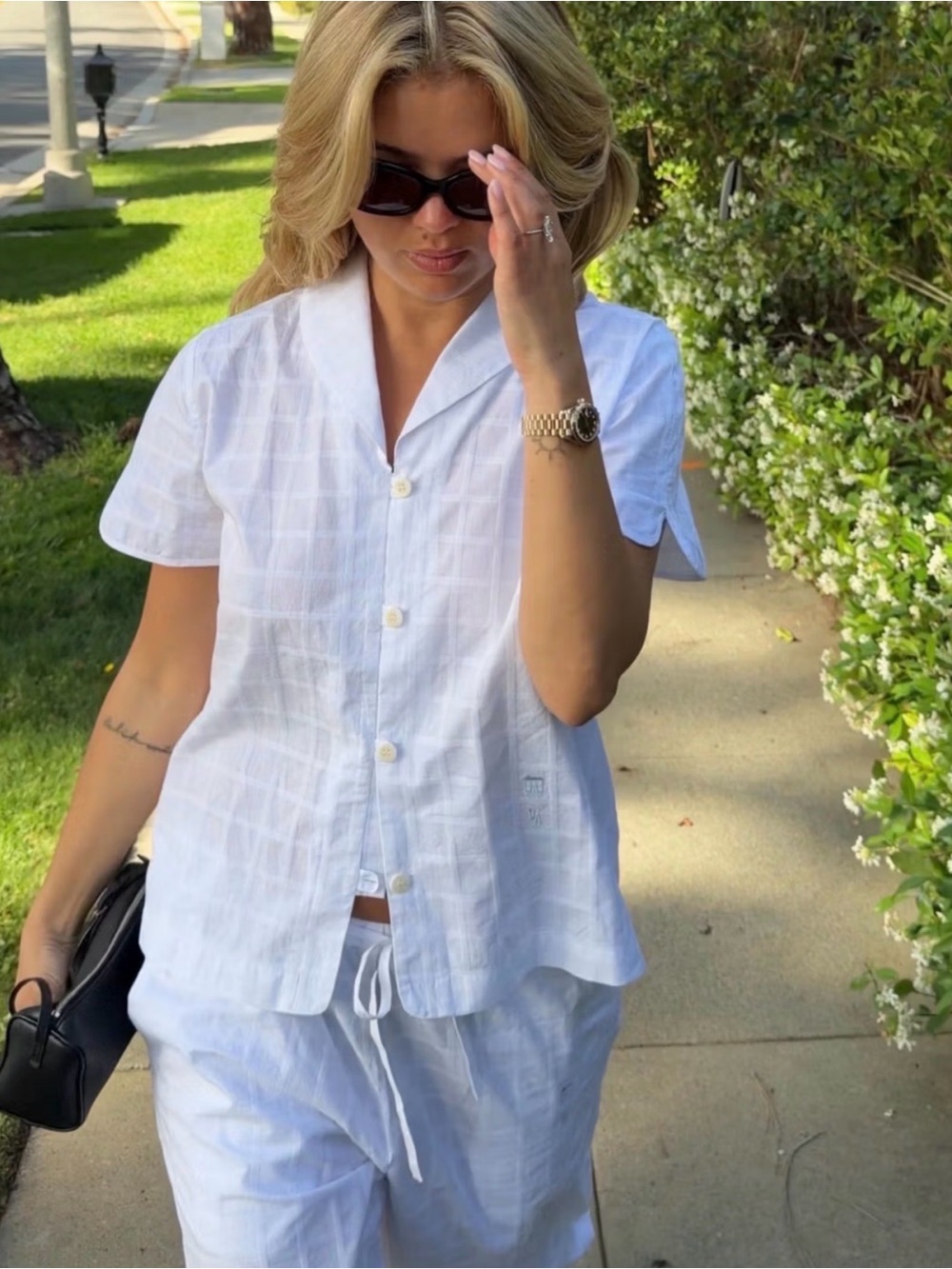 Djerf Avenue White Short-Sleeve Button-Down Linen Shirt